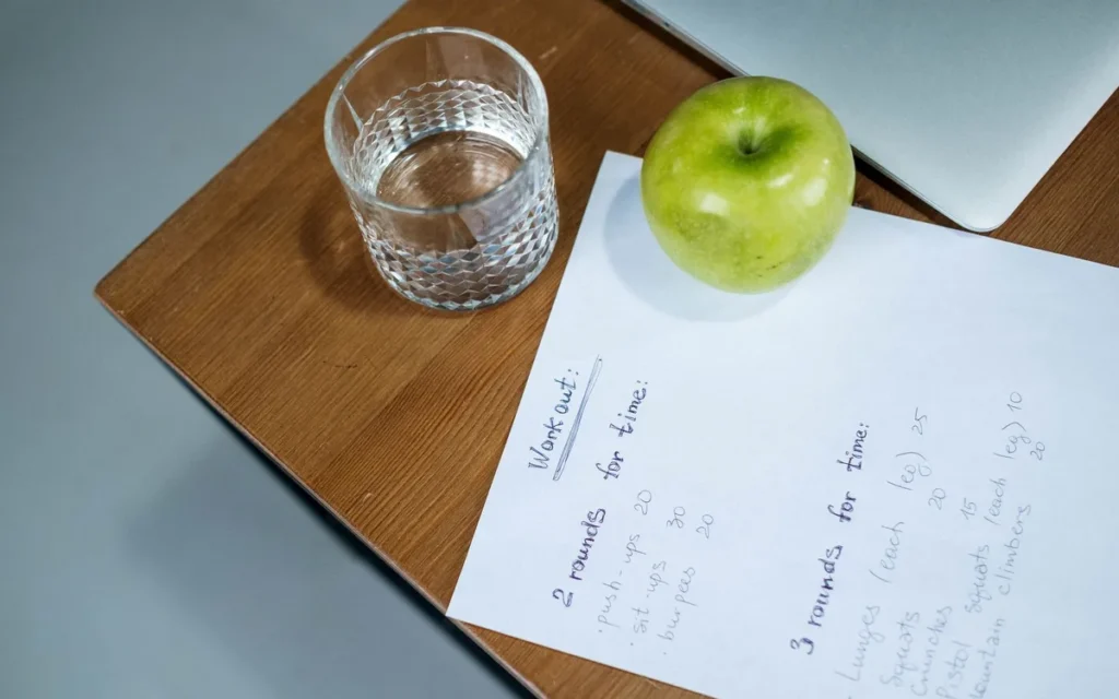 Plan ćwiczeń z arkuszami na 4 tygodnie - jak go ułożyć?