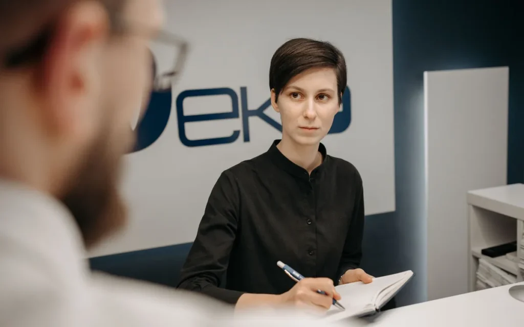 Kiedy kontaktować się z pomocą techniczną?
