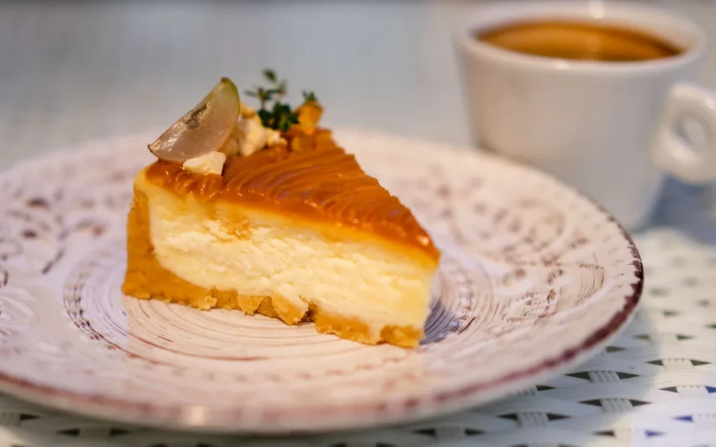 Pieczenie sernika: temperatura i czas